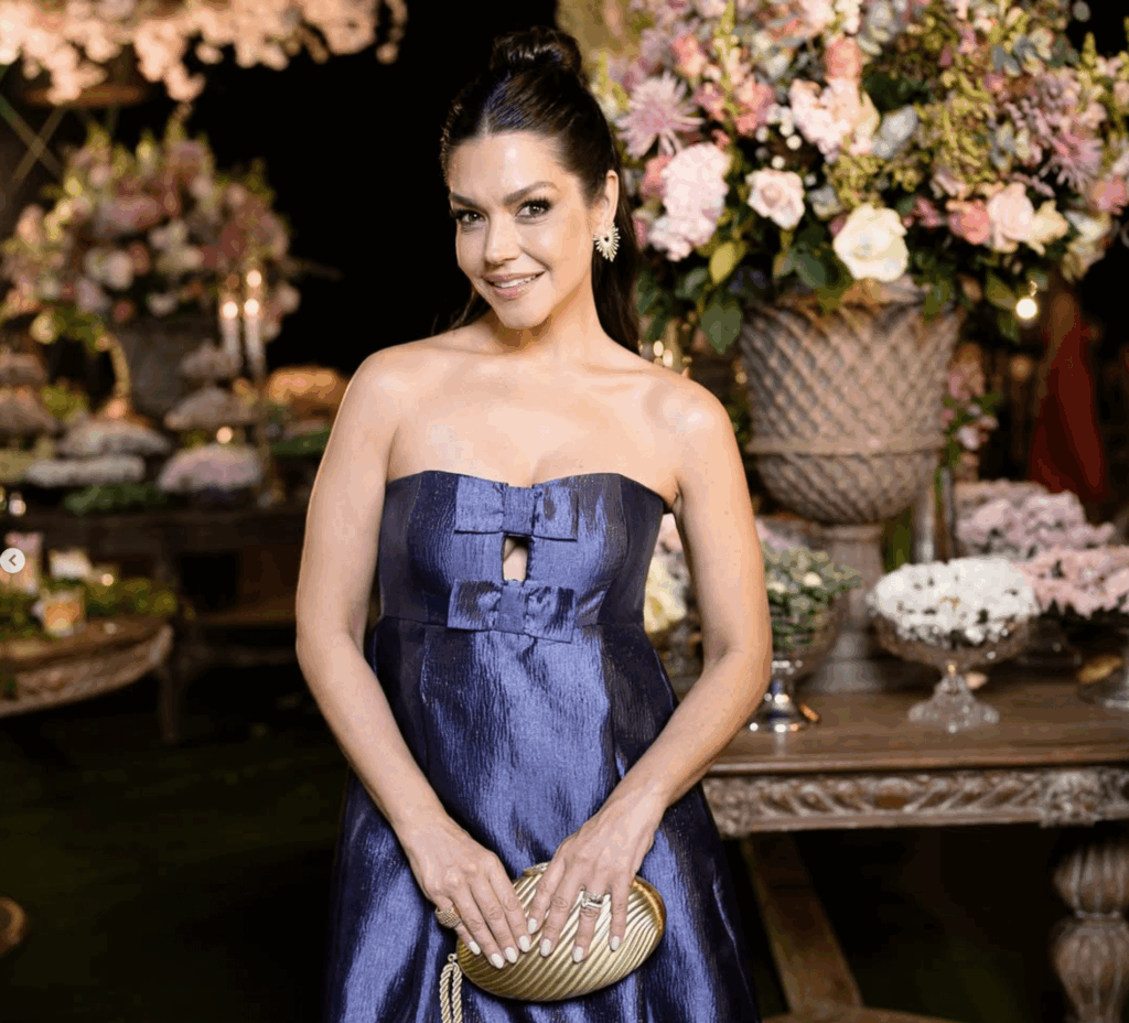 Thaís Fersoza Thaís Fersoza